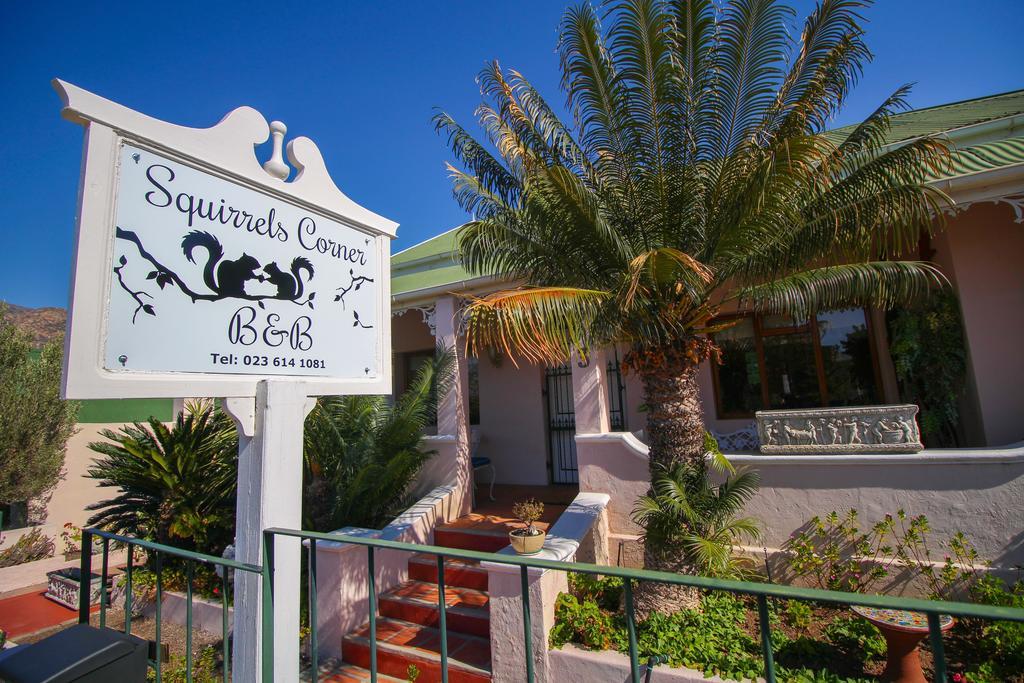 モンタギュー Squirrels Corner Bed & Breakfast エクステリア 写真