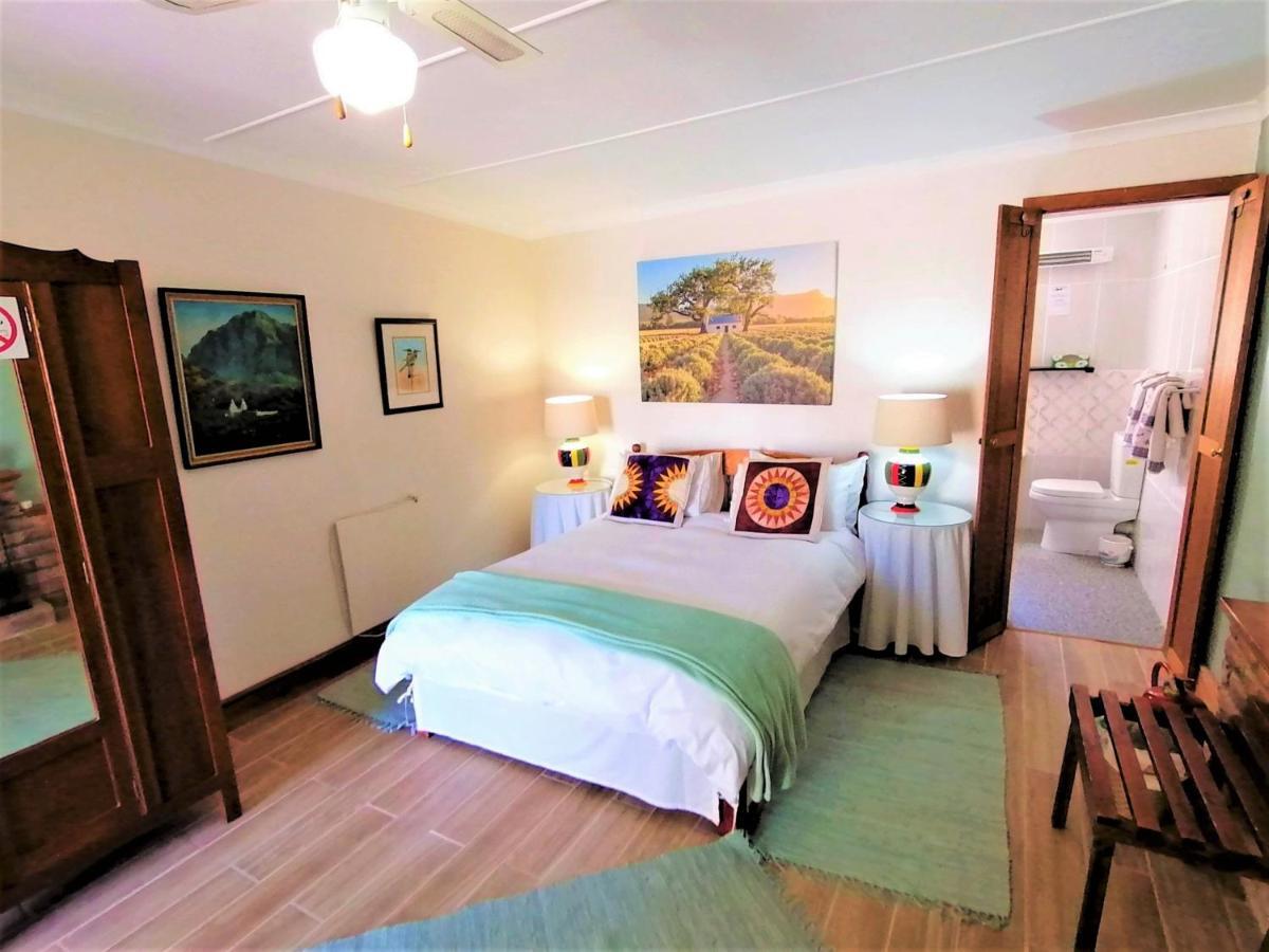 モンタギュー Squirrels Corner Bed & Breakfast エクステリア 写真
